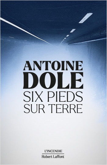 Six pieds sur terre