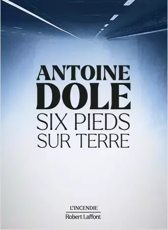 Six pieds sur terre